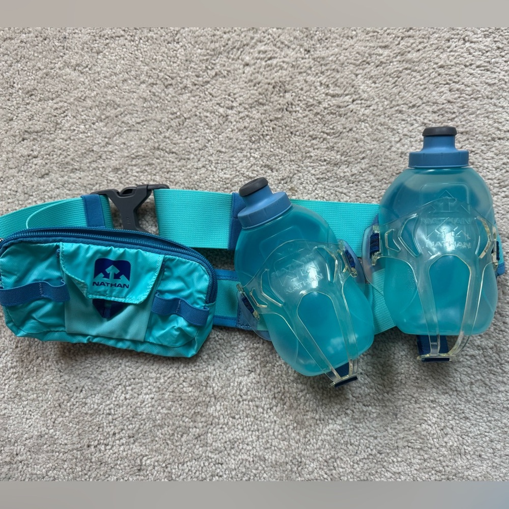 Nathan Switchblade 24oz Hydration Belt